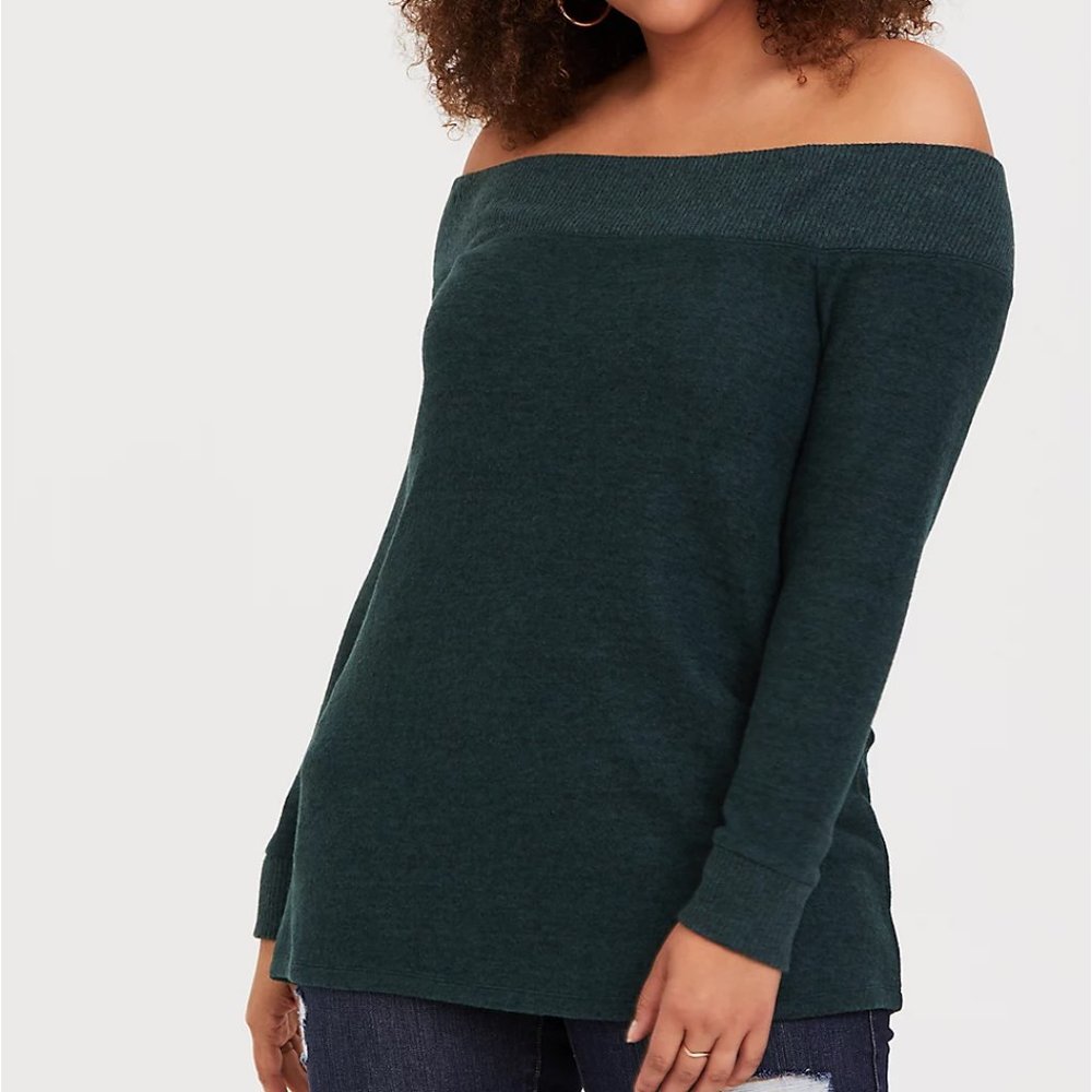 NWT Torrid Off Shoulder Plush Sweater SZ 3